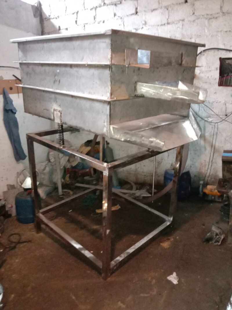 Linear salt vibrator sifter 3 mesh sizes