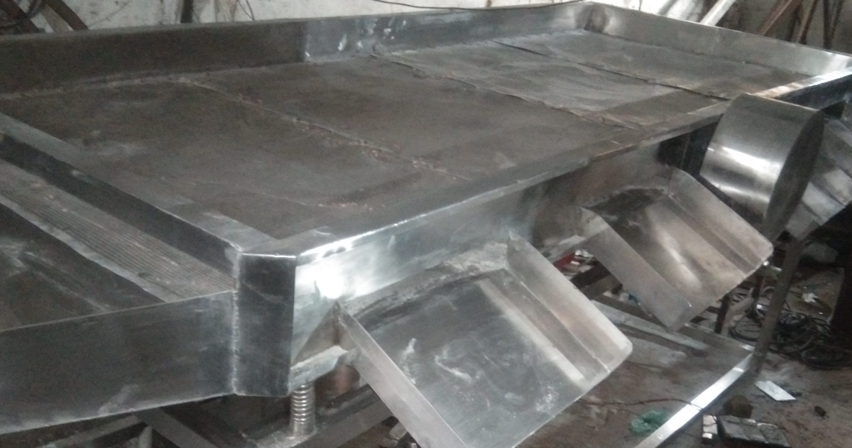 Gyratory Screen Vibrator Separator Machine